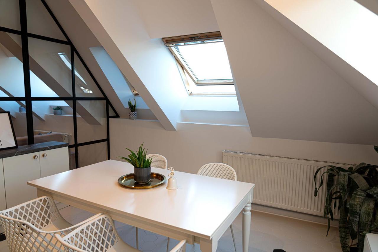 Urban Oasis Apartments With Parking 부쿠레슈티 외부 사진